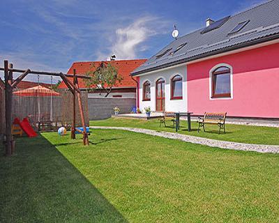 Liptovský Mikuláš Privat Teo酒店 外观 照片